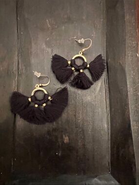 Black Tassel Fan Drop Earrings with Gold Accents